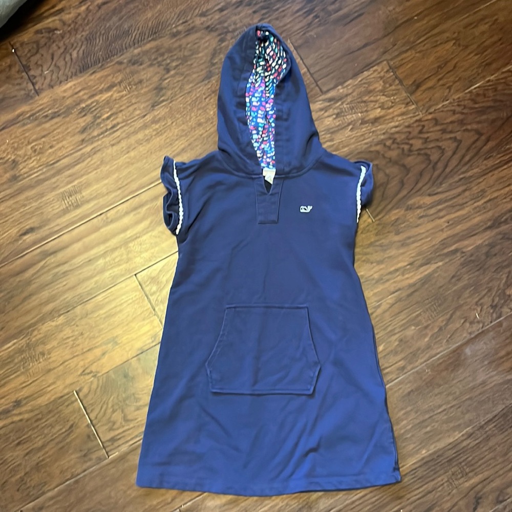 VGUC Vineyard Vines Target Navy cover up with hood kids 5T